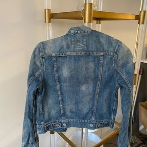 Vintage Levi’s slightly cropped denim jacket